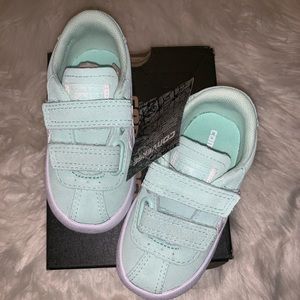 Toddler Girl Converse size 6